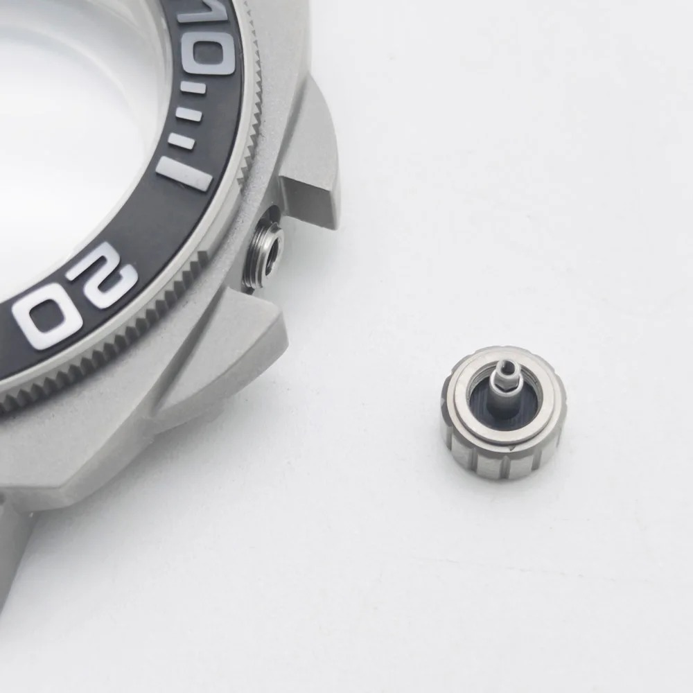 40mm角型SKX007改造ダイバーズウォッチケース サファ - Vintage Digital Watch のレビューと価格