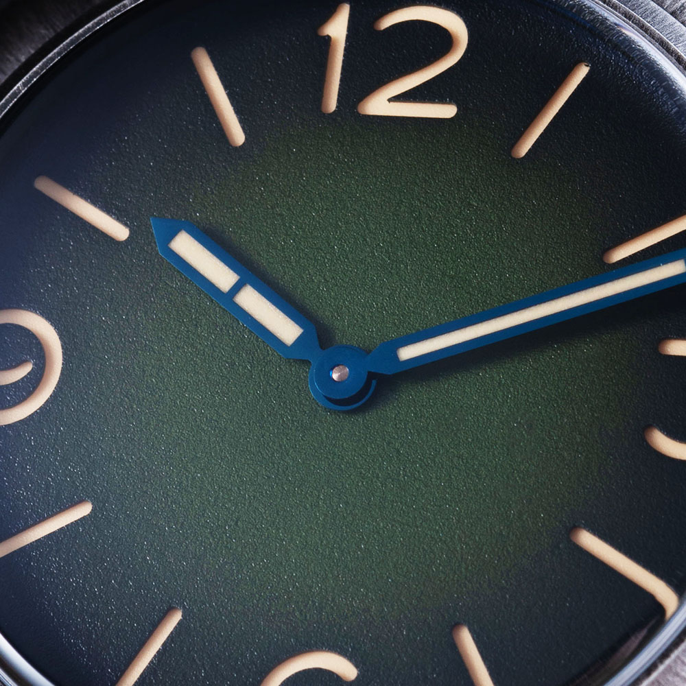 HRUODLAND 腕時計 メンズ ミリタリー ヴィンテージ - Vintage Digital Watch のレビューと価格
