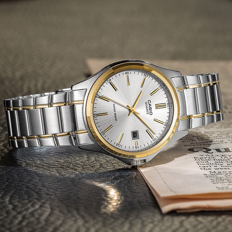 カシオ MTP‑1183G |   ステンレススチール製メン - Casio Watches Smartwatch のレビューと価格